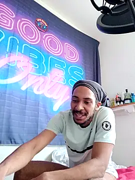 Show de Mikaaa97 na webcam