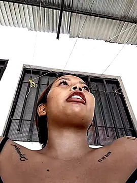 Genesis_18_ Live XXX-Chat