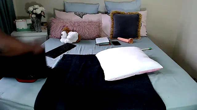 FitSelina66のライブXXXチャット