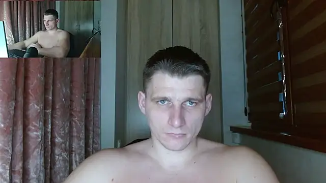 Show modela Poliglotjoe1 na web-kameri