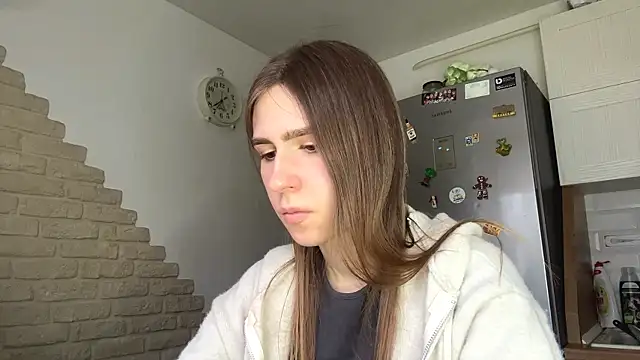 ElsieKuhlmann: онлайн-секс-чат