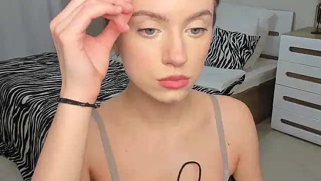 Erica_Kiss live XXX chat