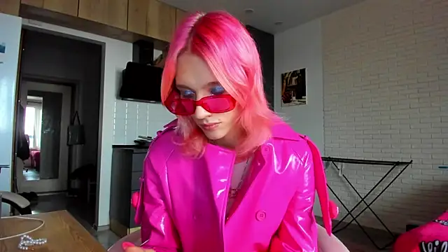 _Alice_Kitty Live XXX Chat