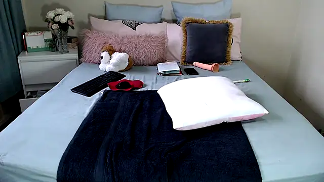 FitSelina66's Live XXX Chat