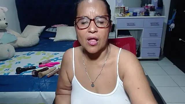 Chat XXX en directo de pervert_mommy_