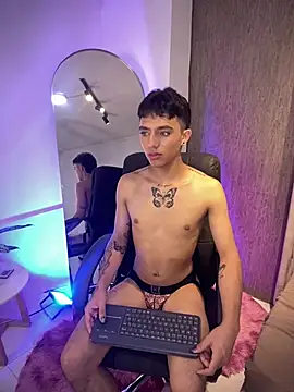 LeoHard__ 网络视讯表演