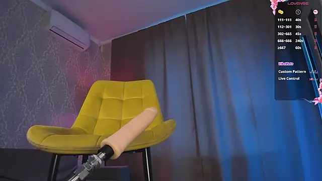 Juicy_Vikki's Live XXX Chat