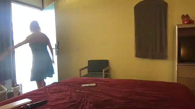 TiffaneyLove – Live XXX-chat