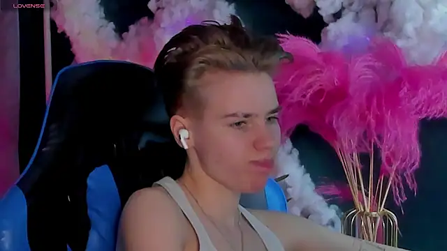 Jean_Wilsons Adlı Modelin Canlı XXX Sohbeti