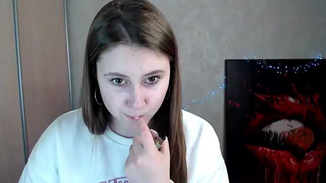 Milka_kamila Adlı Modelin Canlı XXX Sohbeti