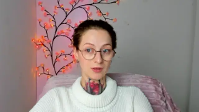 Chat XXX ao vivo de Esmi_Winter