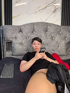 Chat +18 de Noah-ledom ao vivo