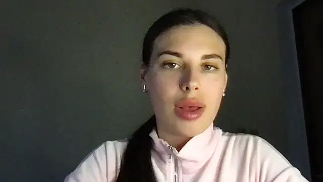 Show modela MoonriseGoddess na web-kameri