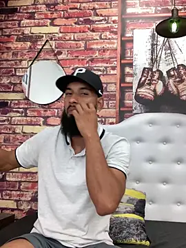 XXX chat uživo modela Damian_Shakur