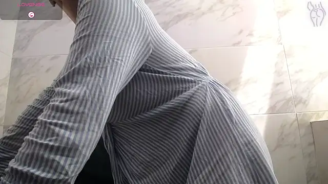 kyra_jeet – Live XXX-chat