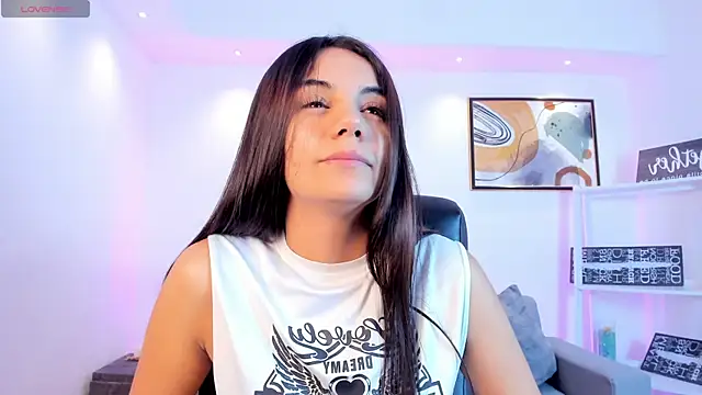 martina_mancini's Live XXX Chat