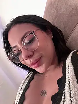 Czat XXX na żywo – Megan_Ivy