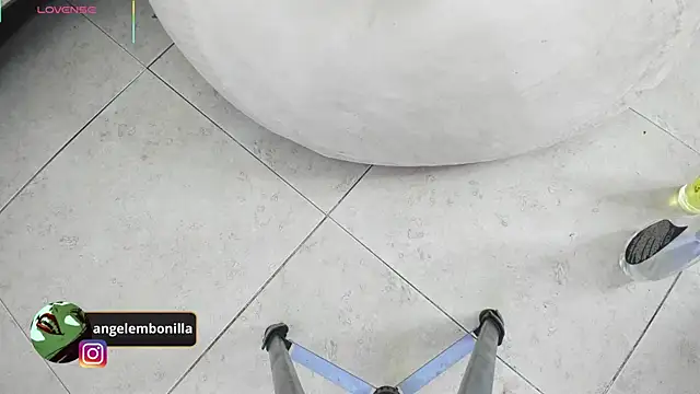 Czat XXX na żywo – Fallen_Angel999777