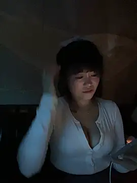 Molly-xiao Adlı Modelin Web Kamerası Şovu