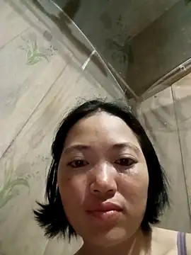 kotaka-shoow Adlı Modelin Canlı XXX Sohbeti