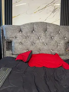 Вебкам-шоу Noah-ledom