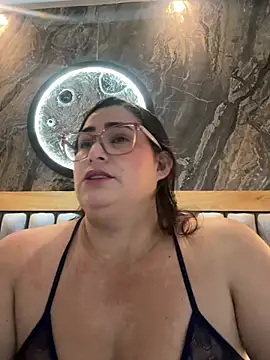 BellaPeers_ Chat XXX in diretta