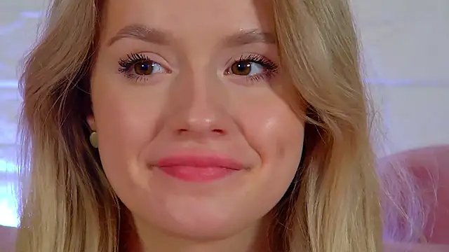 MilanaBalmain Chat XXX in diretta