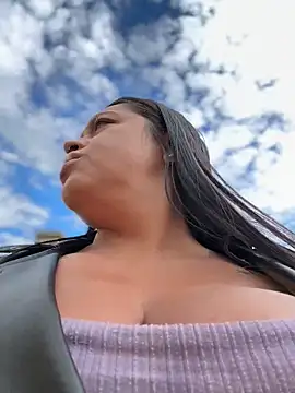 Chat XXX en directo de _Mia-Safety_Inspector