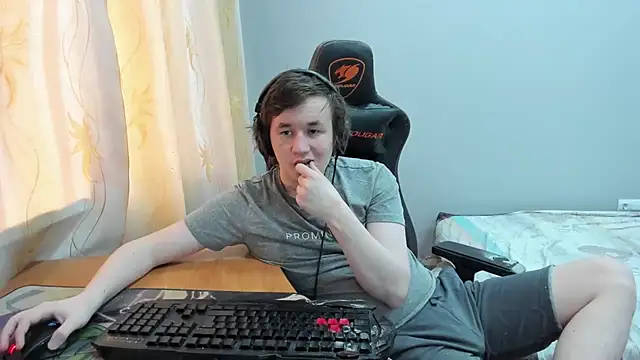 iliaskrislove – Kamerová šou