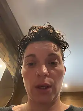 Chat +18 de Nana-et-Toto ao vivo