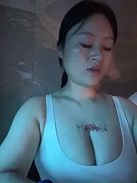 Yolanda9 现场XXX聊天