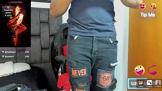 MattRodriguez9 Adlı Modelin Canlı XXX Sohbeti