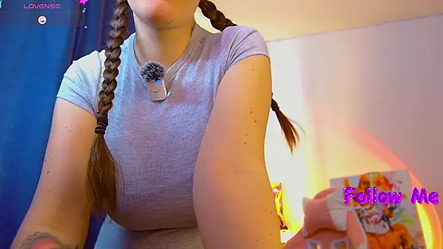 Chat +18 de Ann_mikela ao vivo