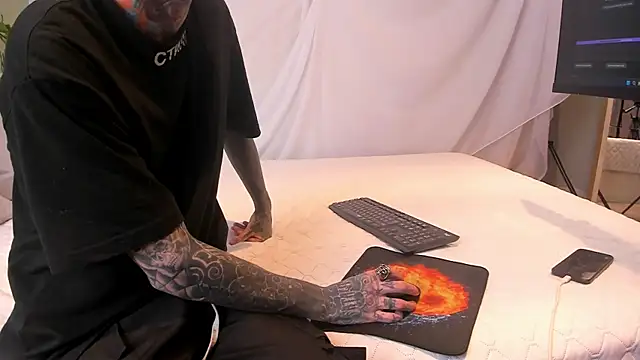 Show modela Walter_White0276 na web-kameri