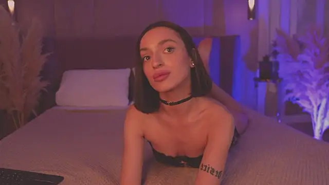 دردشة AdoraCortes الجنسية المباشرة