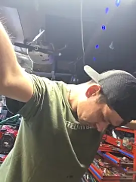 twistafatpipe Live XXX Chat