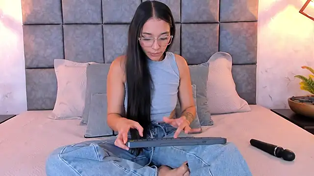 Roseaurora Live XXX Chat