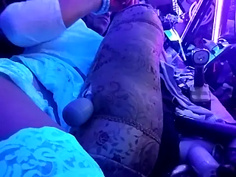 gurlnipsのウェブカメラショー