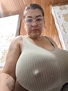 Živý XXX chat AlexxiaaMat