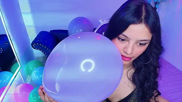 Živý XXX chat Maddie_T18