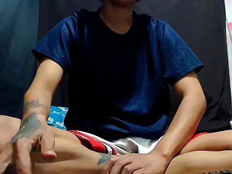 Show modela AwesomeMistress_Bigcock na web-kameri