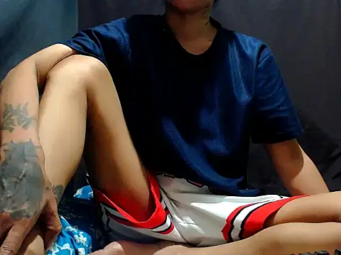 AwesomeMistress_Bigcock's Webcam Show