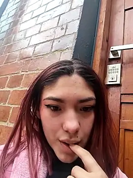 Victoria_Beaumont élő XXX-chatje