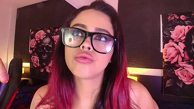 EvaaFoxxy1 Live XXX-Chat