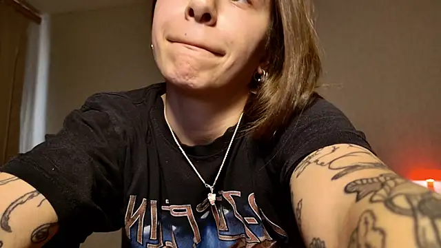 MadeInParadise Live XXX-Chat