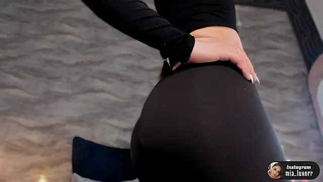 Chat XXX en directo de Mia_Luxor