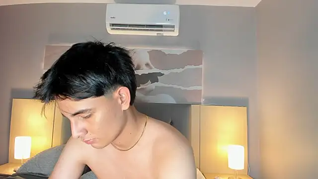 CleoandJames Adlı Modelin Canlı XXX Sohbeti