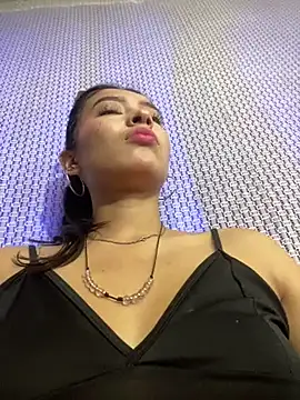 Itze_Mua's Webcam Show