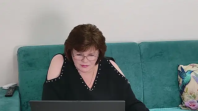 Sandra_Sunrise Chat XXX in diretta