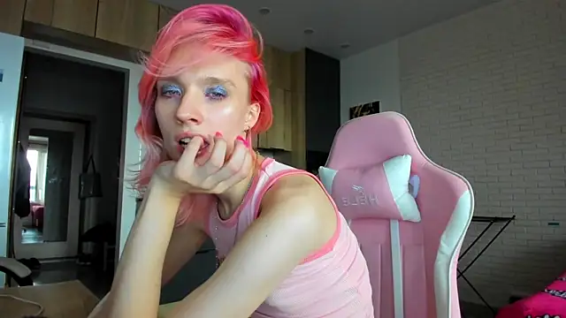 XXX chat uživo modela _Alice_Kitty